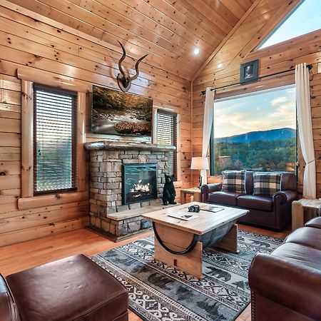 Epic Mountain Views, Hot Tub, Game Room, Sleeps 10 Сев'єрвілл Екстер'єр фото