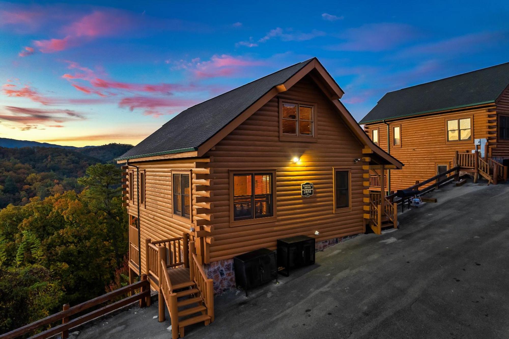 Epic Mountain Views, Hot Tub, Game Room, Sleeps 10 Сев'єрвілл Екстер'єр фото